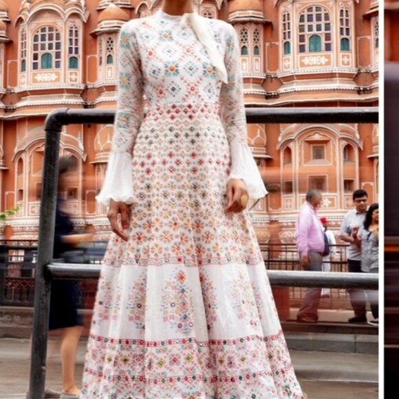 Anarkali white Gown Chanderi Silk - Picture 1 of 2